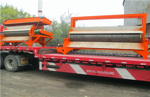 赤鐵礦磁選機(jī),赤鐵礦磁選機(jī)的粒度是如何達(dá)到的磁選效果?_赤鐵礦磁選機(jī)的粒度是如何達(dá)到的磁選效果?廠家_除鐵強(qiáng)磁輥 赤鐵礦磁選機(jī),赤鐵礦磁選機(jī)的粒度是如何達(dá)到的磁選效果?_赤鐵礦磁選機(jī)的粒度是如何達(dá)到的磁選效果?廠家_除鐵強(qiáng)磁輥