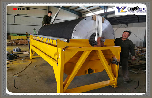 鐵粉磁選機,鐵粉磁選機的生產(chǎn)中擁有生產(chǎn)技術(shù)_鐵礦選礦磁選機磁選的重要依據(jù)大講解磁場一般為多少_磁塊如何排列 鐵粉磁選機,鐵粉磁選機的生產(chǎn)中擁有生產(chǎn)技術(shù)_鐵礦選礦磁選機磁選的重要依據(jù)大講解磁場一般為多少_磁塊如何排列