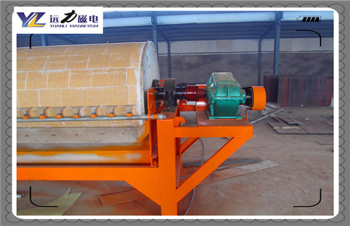 小型磁選機,小型磁選機實現(xiàn)低碳生產(chǎn)_輥式小型磁選機實現(xiàn)低碳生產(chǎn)_磁塊如何排列 小型磁選機,小型磁選機實現(xiàn)低碳生產(chǎn)_輥式小型磁選機實現(xiàn)低碳生產(chǎn)_磁塊如何排列