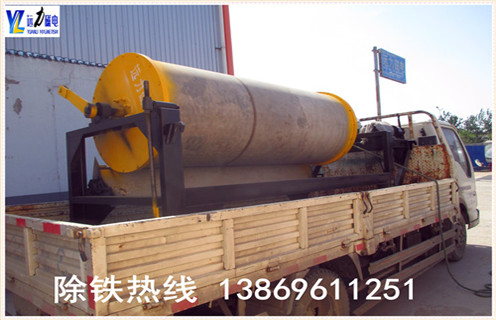 濕式磁選機(jī)，河北半逆流濕式磁選機(jī)_河北半逆流濕式磁選機(jī)質(zhì)量價(jià)格好，參數(shù)及磁場強(qiáng)度