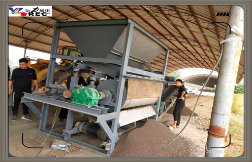 鐵礦干選永磁磁選機，天津鐵礦干選永磁磁選機-天津鐵礦干選永磁磁選機磁場一般為多少_磁塊如何排列